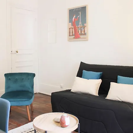 Comfort And Calm At The Gateway To Paris Apartment